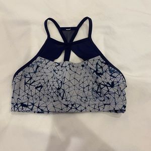 Lululemon high neck sports bra